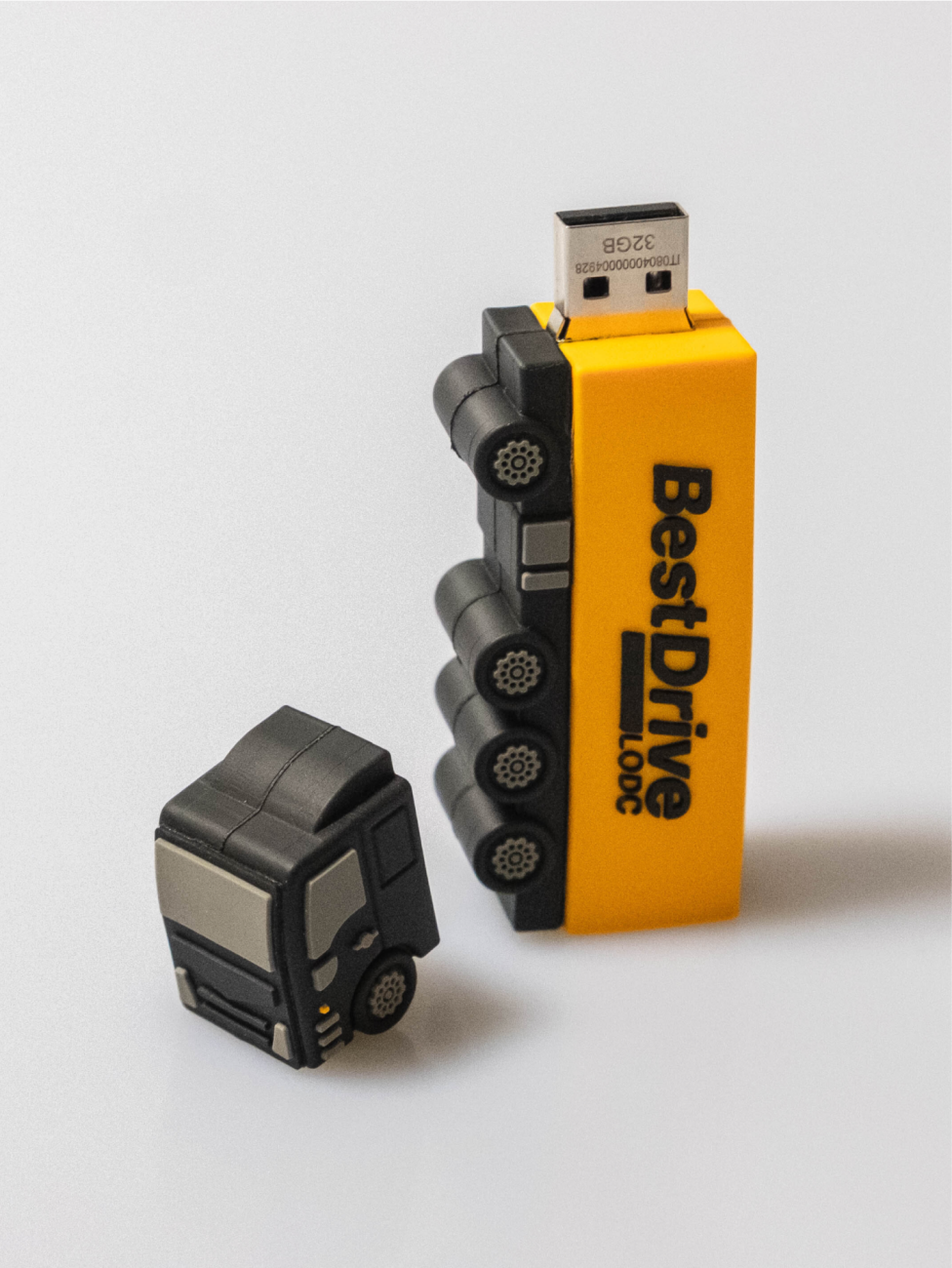USB flash disk ve vlastním 3D tvaru z PVC