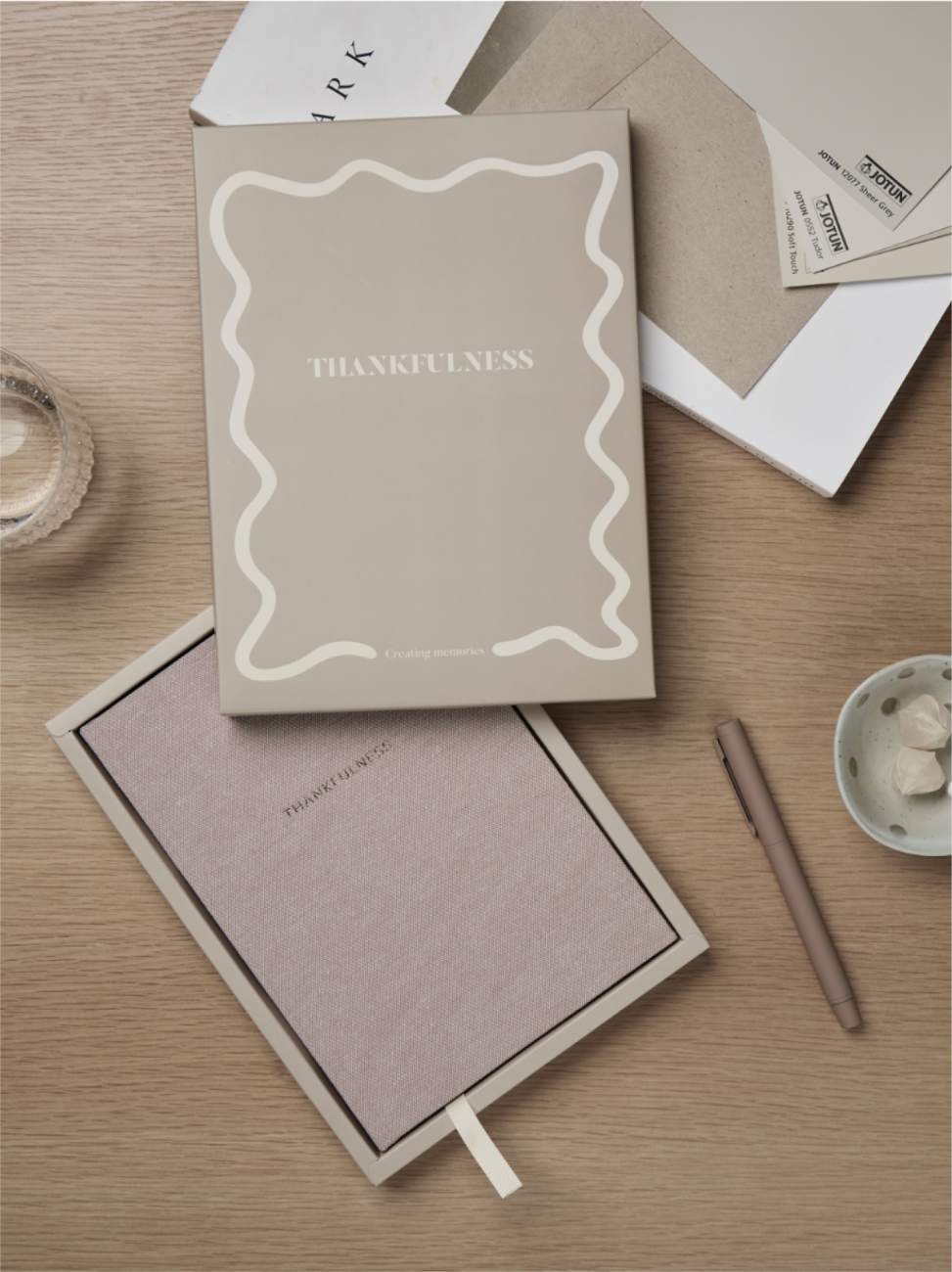 Thankfulness deník VINGA v dárkové krabičce