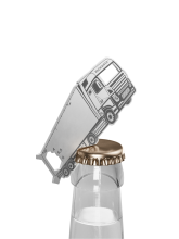 Multitool ve tvaru kamionu